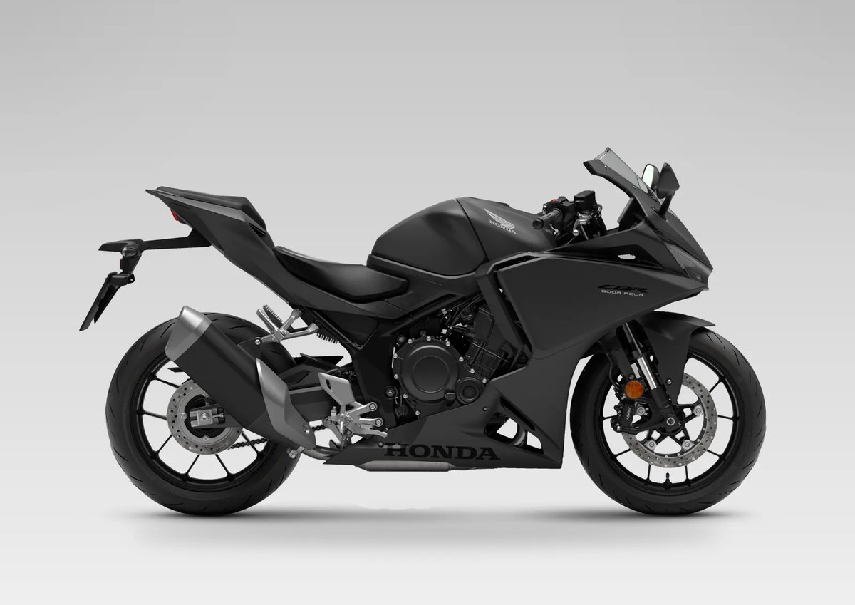 CBR500R FOUR ou CBR500R – Honda CBR500R FOUR, sportive à carénage intégral avec quatre cylindres en ligne