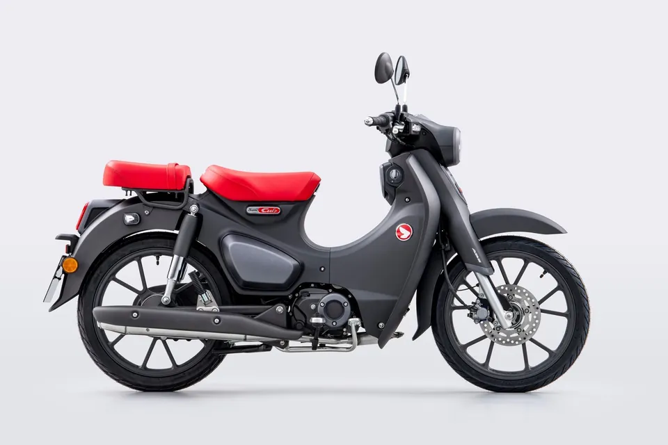 Honda Super Cub C125 au style rétro classique